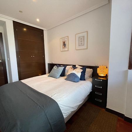 Atuaire Home Vivienda B Luminosa Parking Incluido En Plena Calle Comercial Burgo المظهر الخارجي الصورة