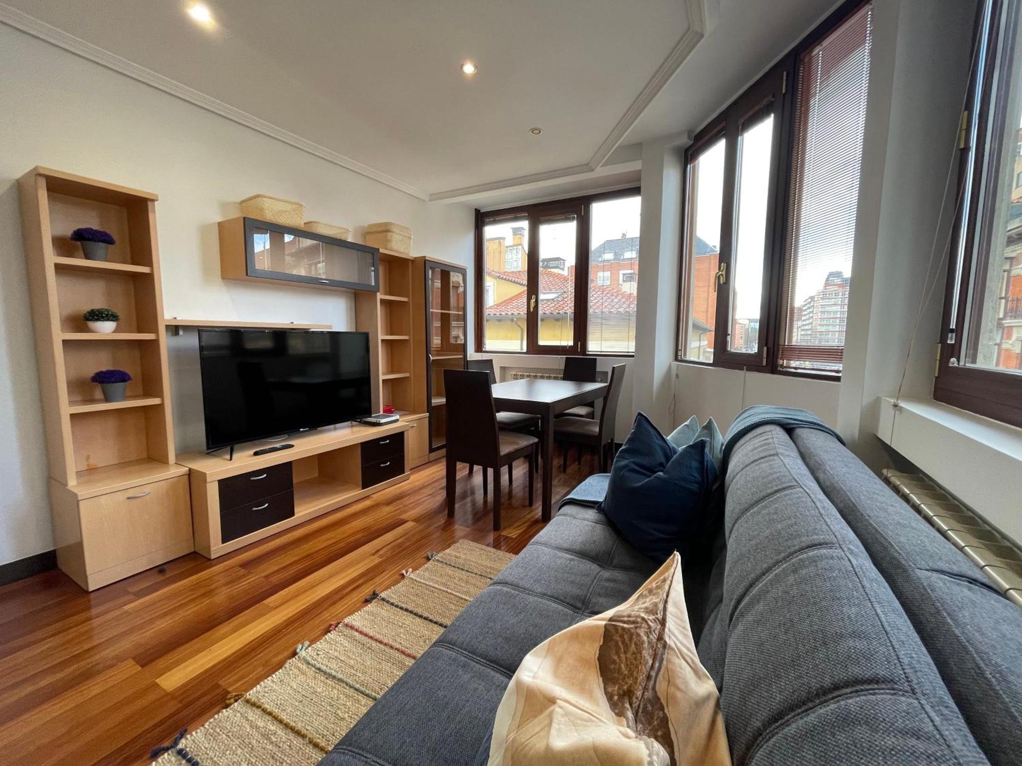 Atuaire Home Vivienda B Luminosa Parking Incluido En Plena Calle Comercial Burgo المظهر الخارجي الصورة